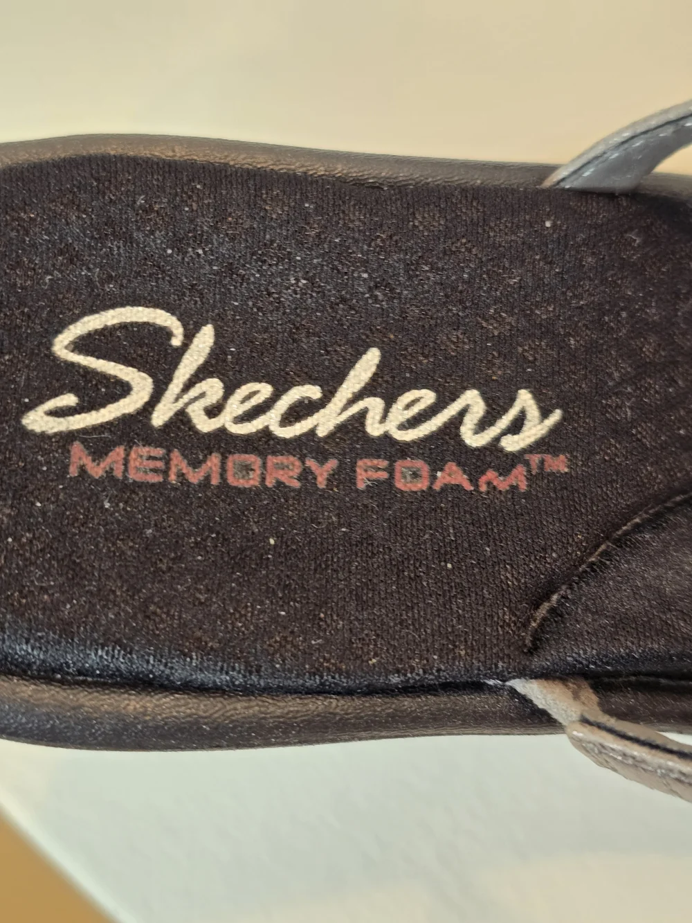 Skechers Silver Metallic Strappy Wedge Slides Sz 6